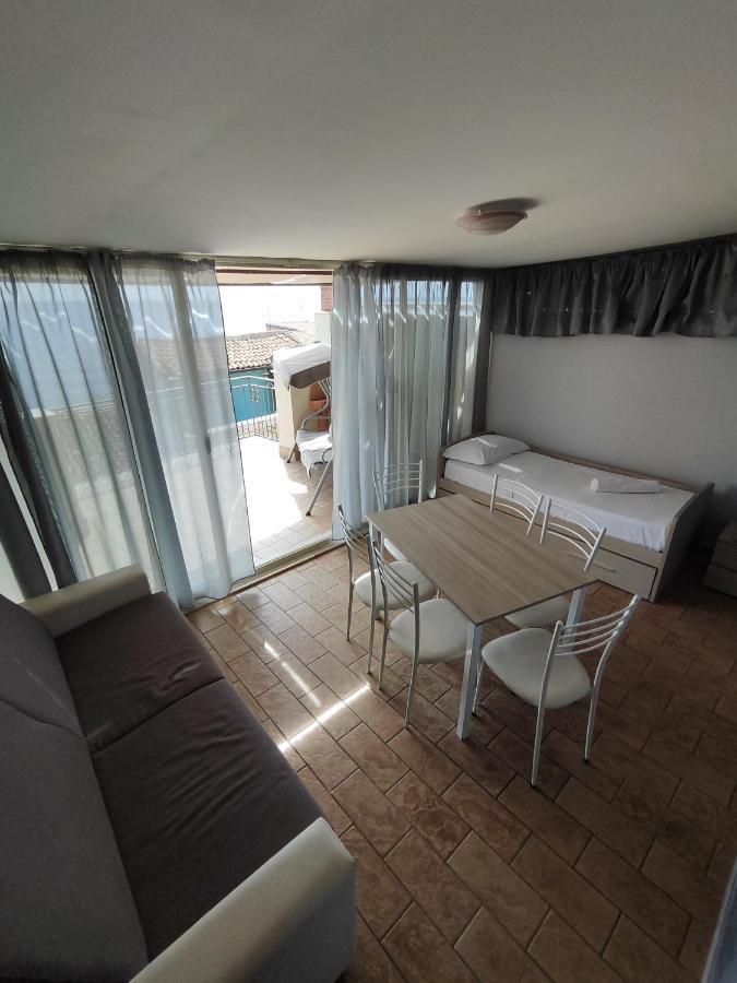 Sicily Travel Apartment'S 4 Giardini-Naxos Exterior foto