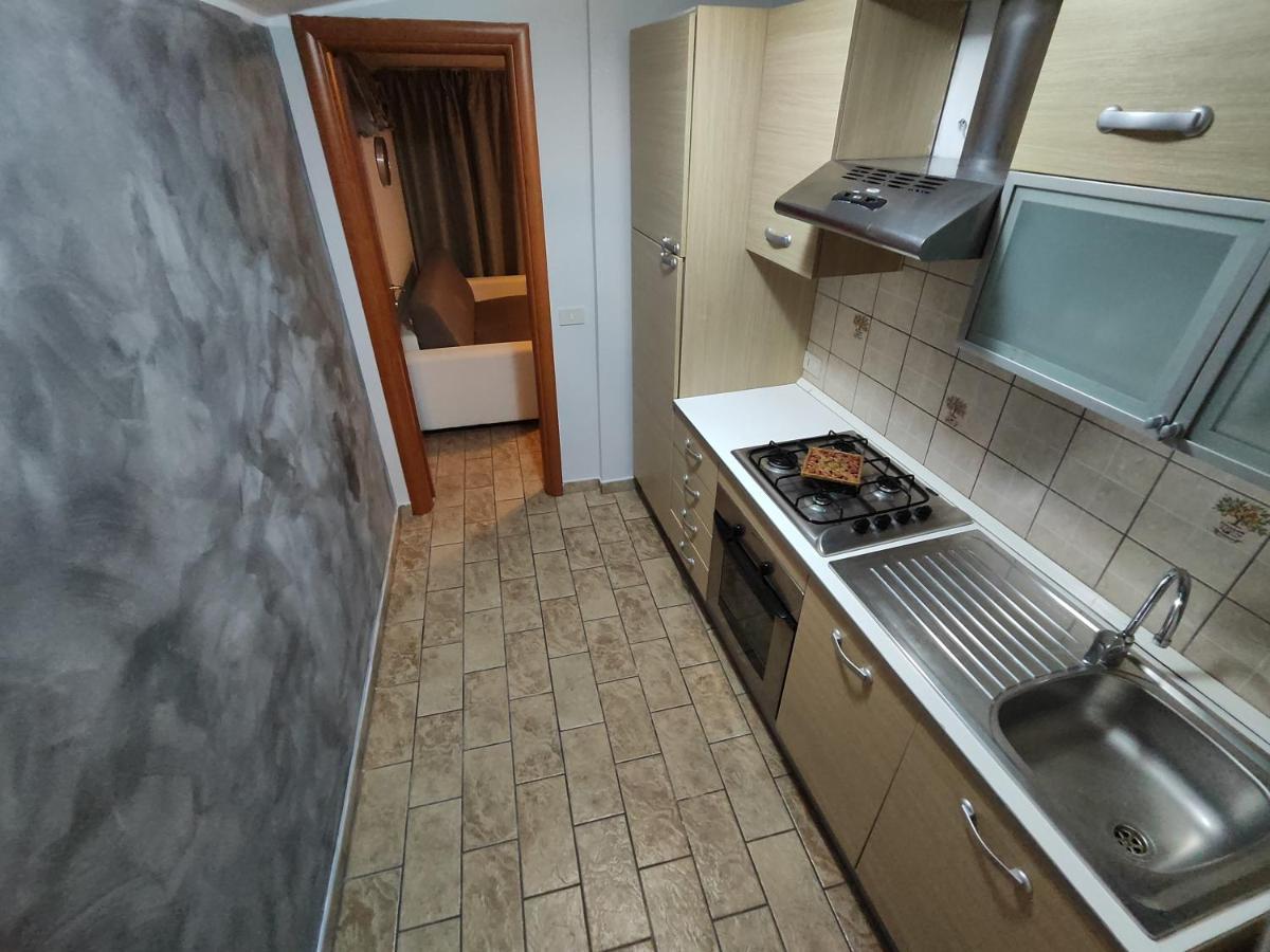 Sicily Travel Apartment'S 4 Giardini-Naxos Exterior foto